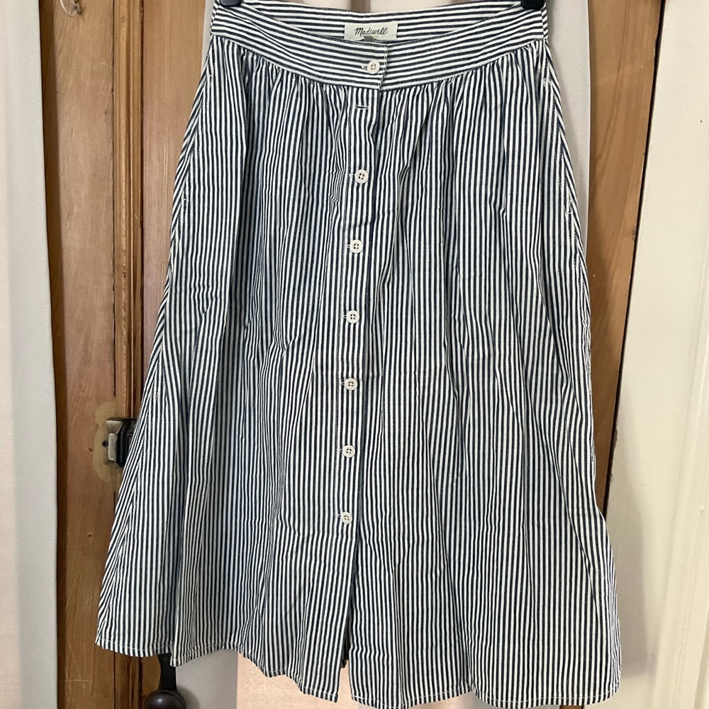 Madewell skirt size 6 NWOT